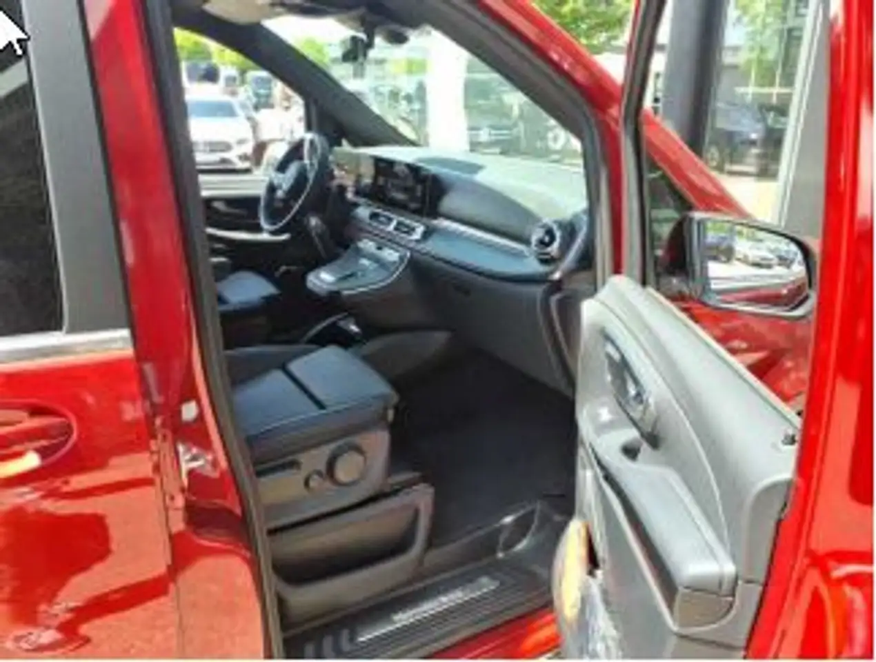 Mercedes-Benz EQV 300 10