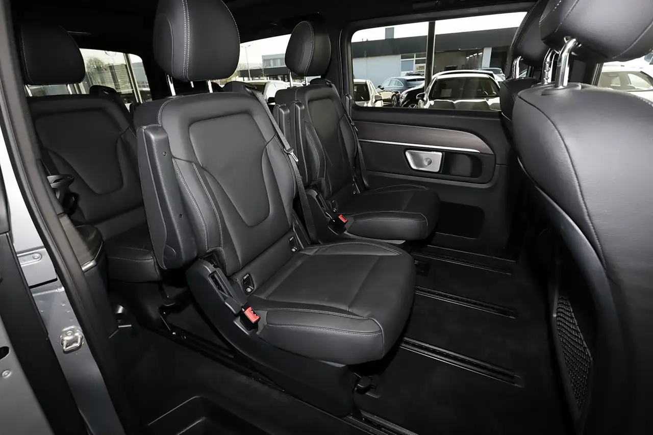 Mercedes-Benz V 300 7