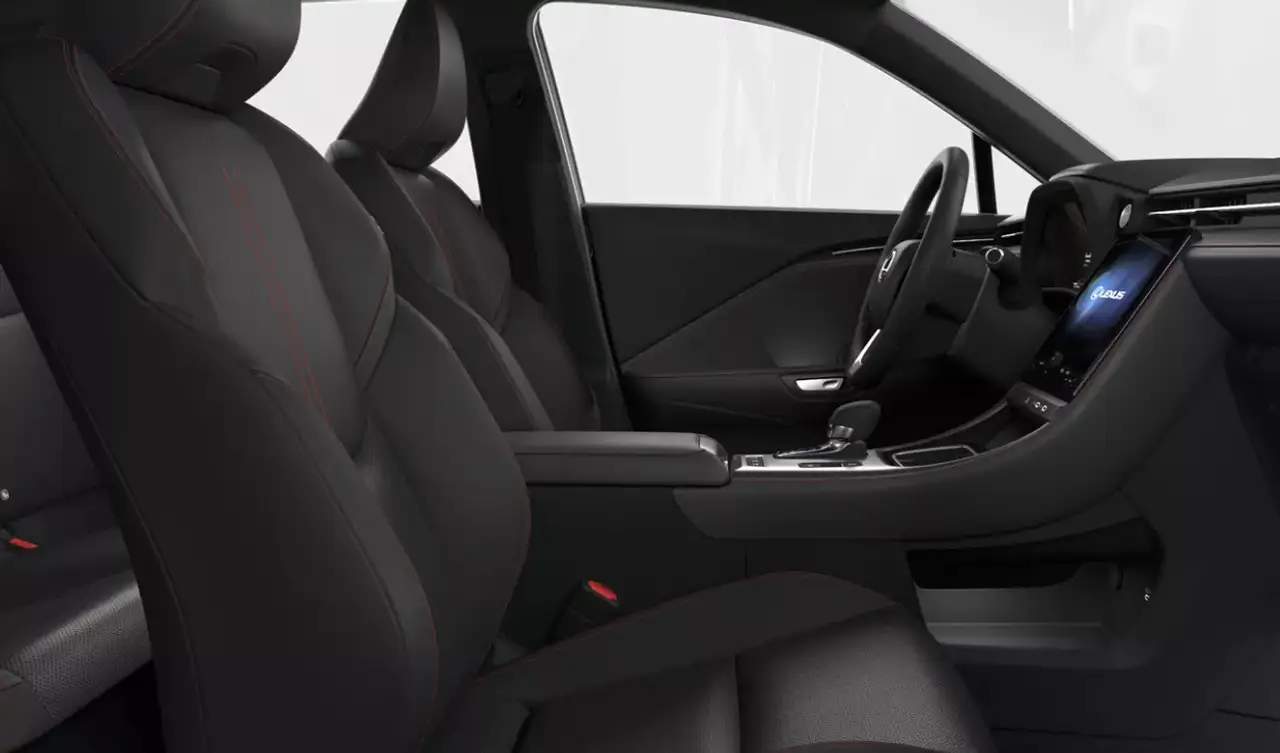 Lexus LBX 6