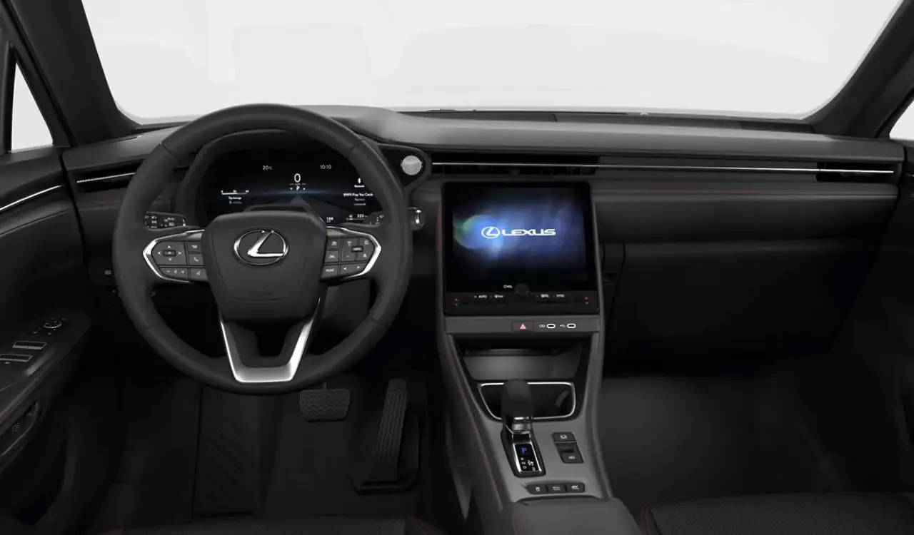 Lexus LBX 7