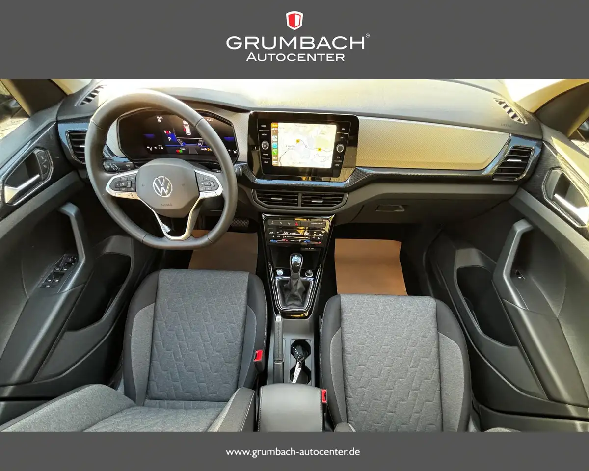 Volkswagen T-Cross 8