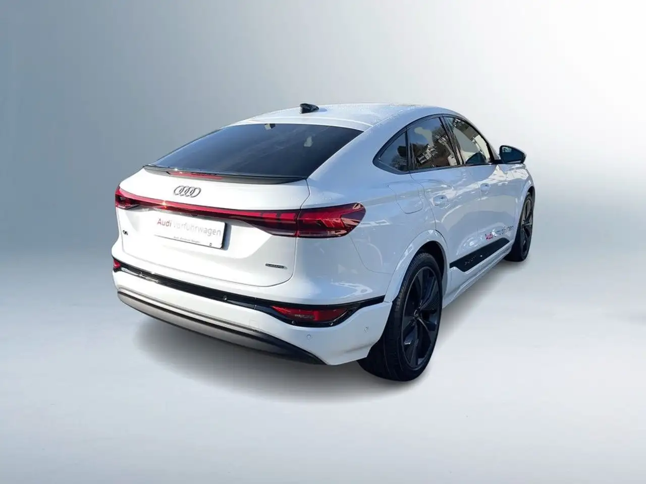 Audi Q6 5