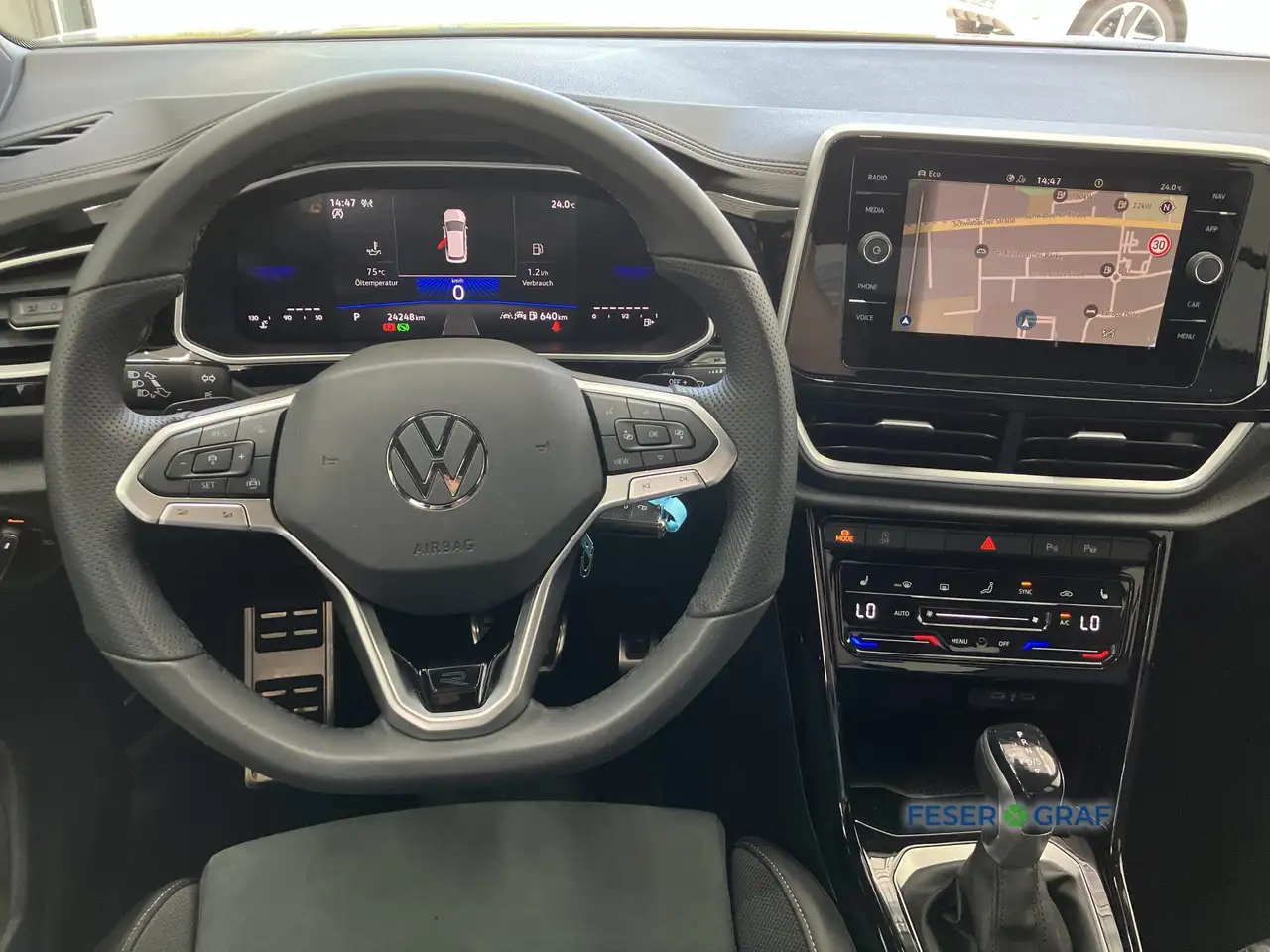 Volkswagen T-Roc 12