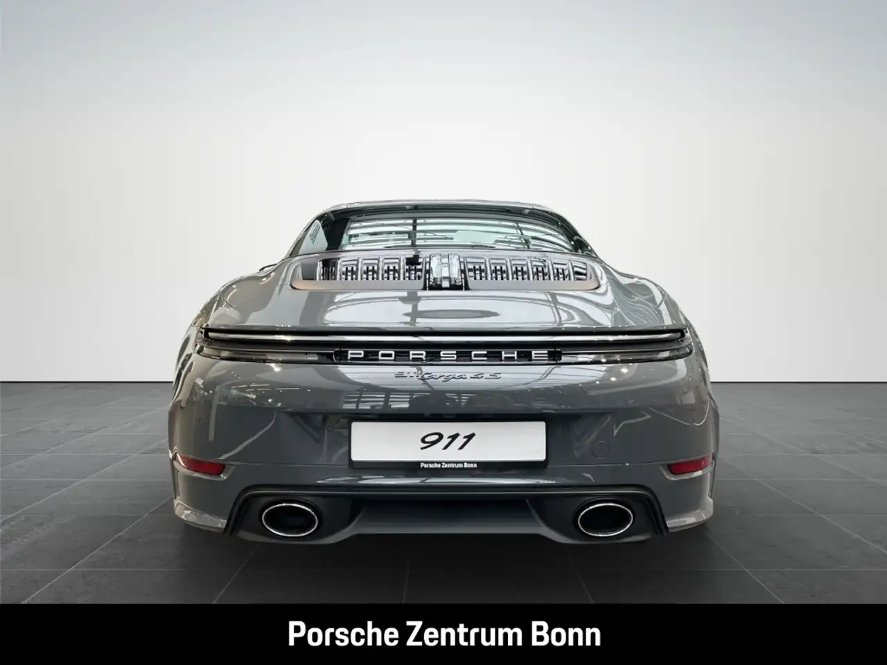 Porsche 992 911 6