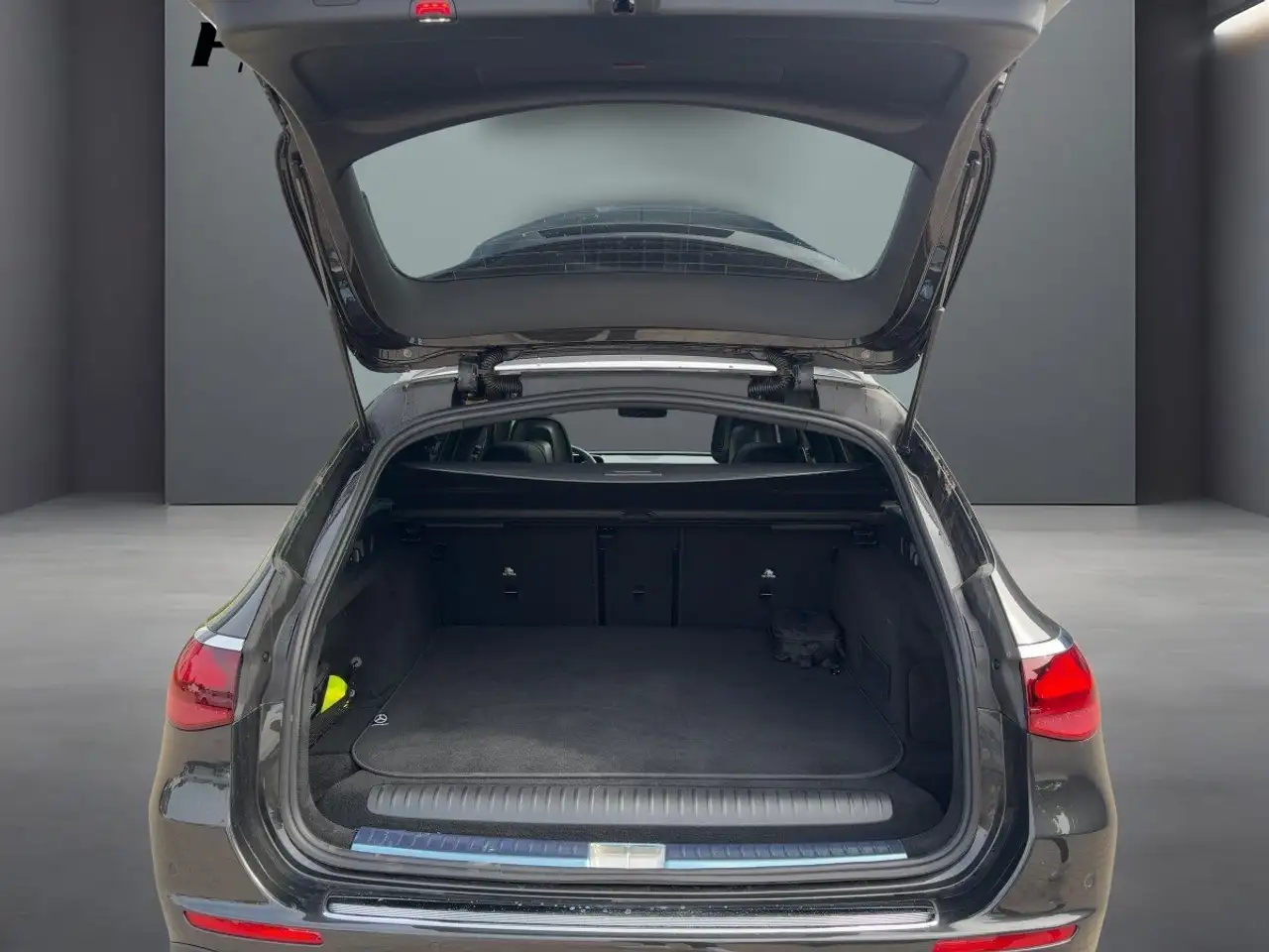 Mercedes-Benz E 300 5