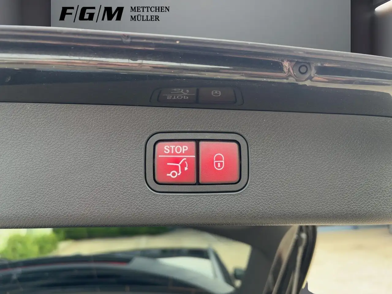 Mercedes-Benz E 300 15