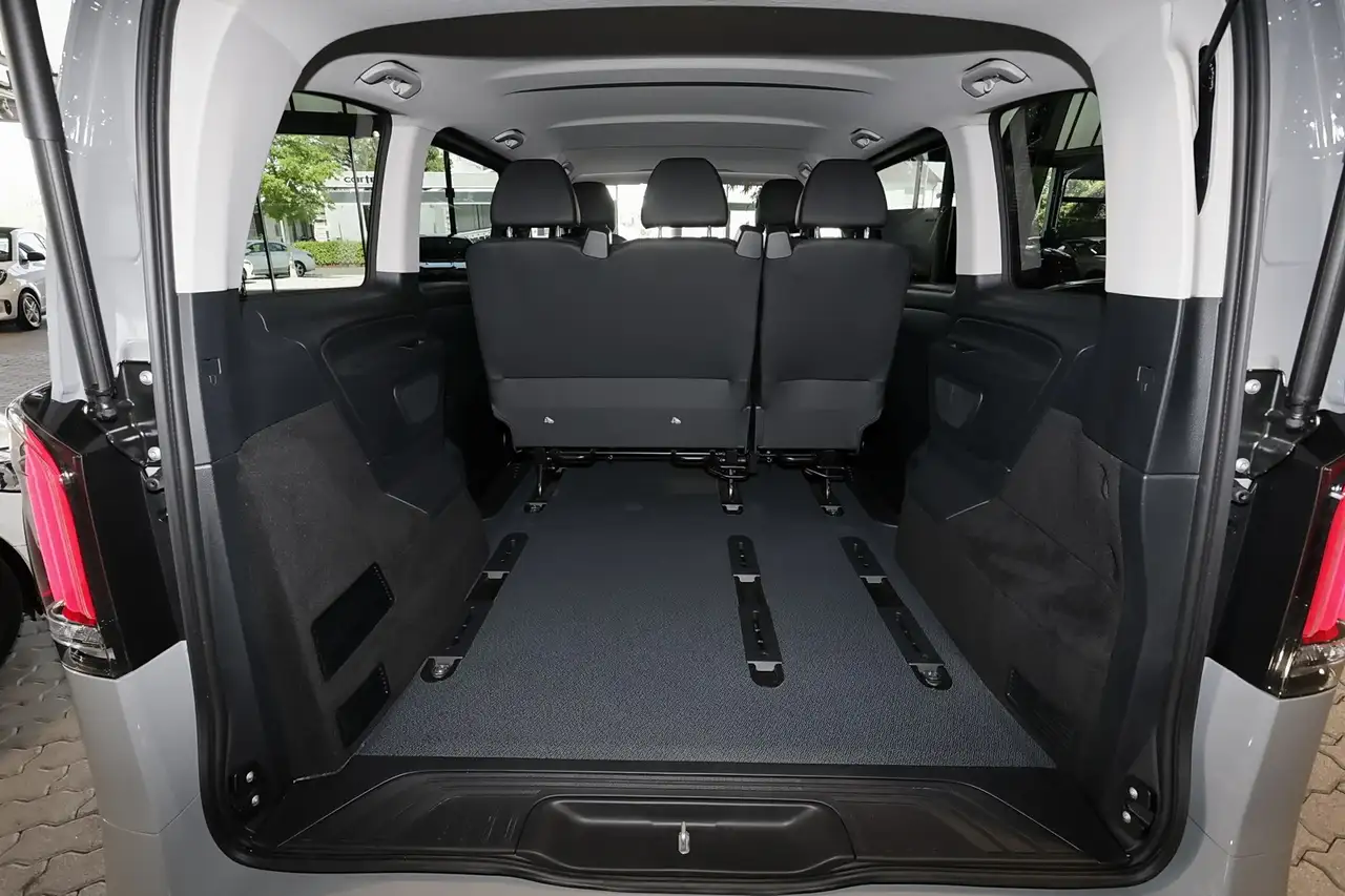 Mercedes-Benz Vito 119 10