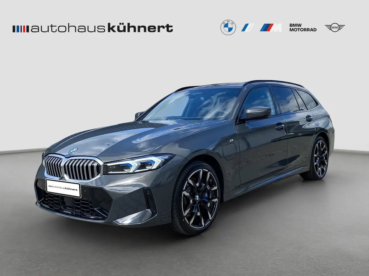 BMW 330