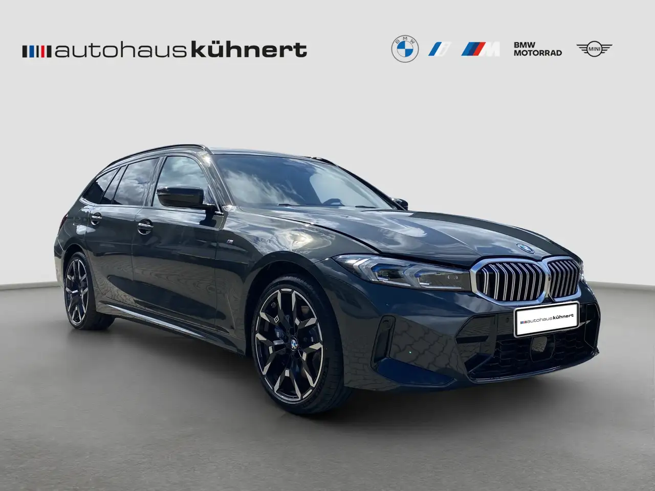 BMW 330 8