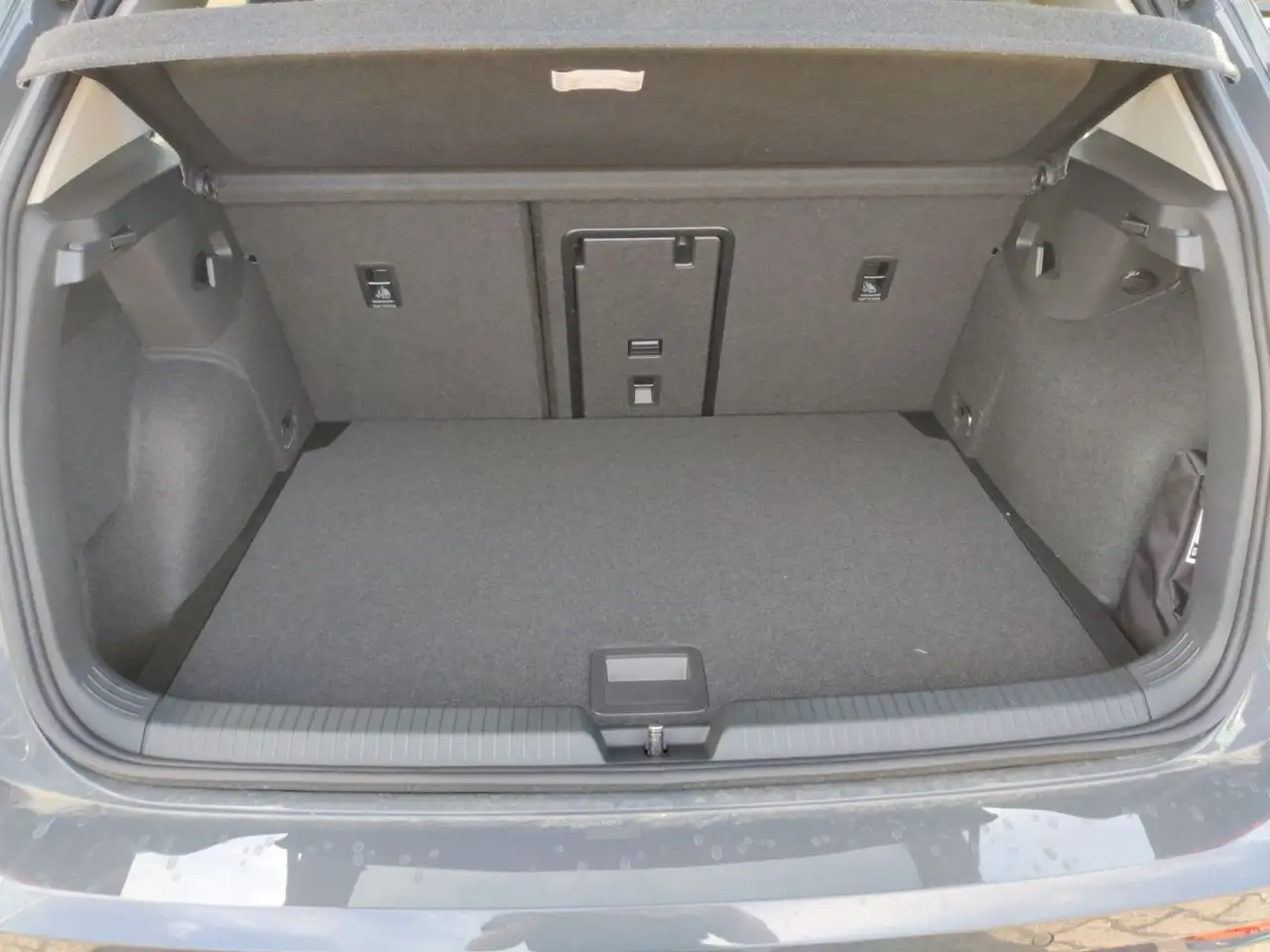 Volkswagen Golf 10