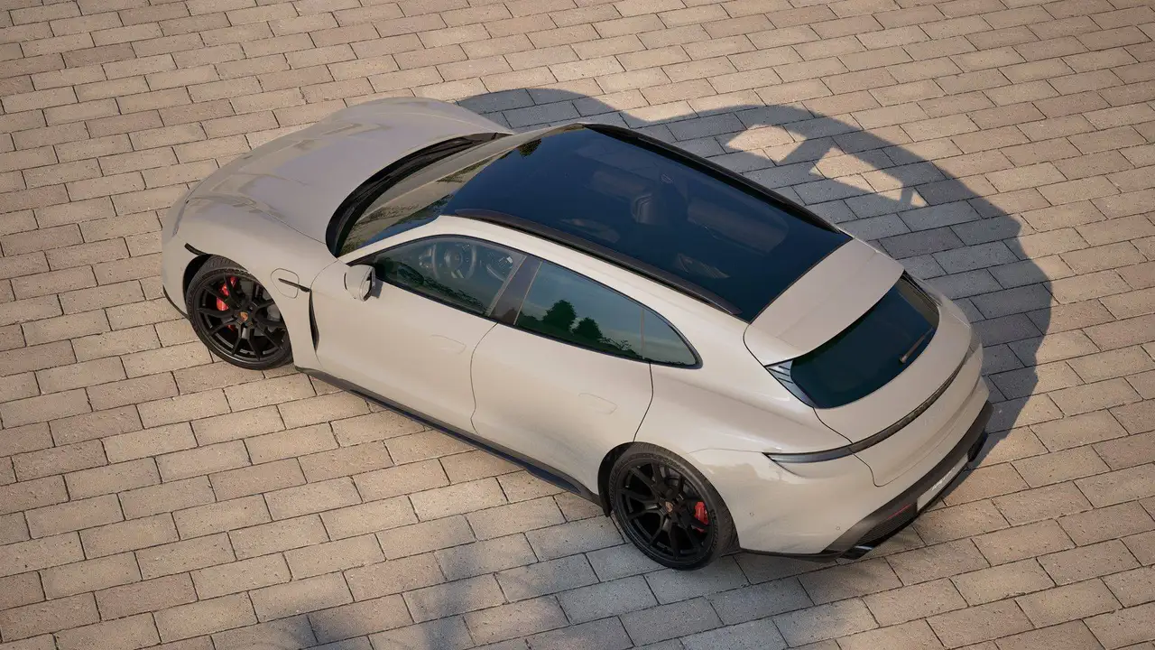 Porsche Taycan 4