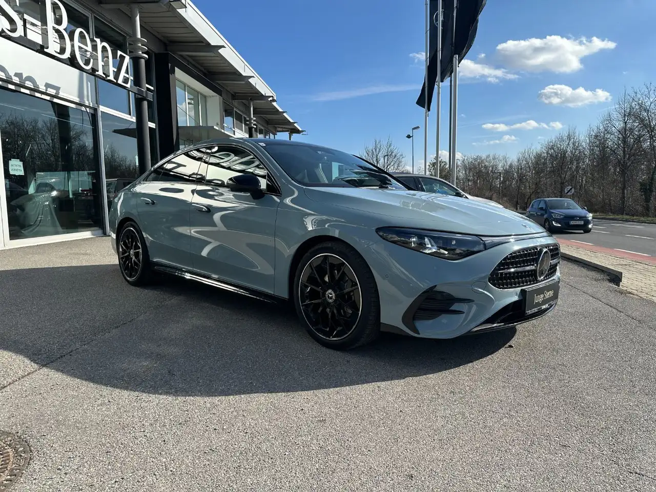 Mercedes-Benz CLA 180 6
