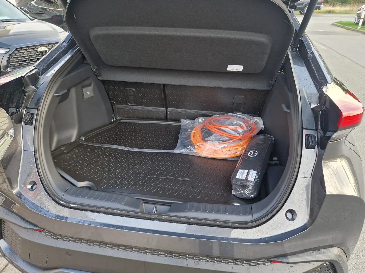 Toyota C-HR 7