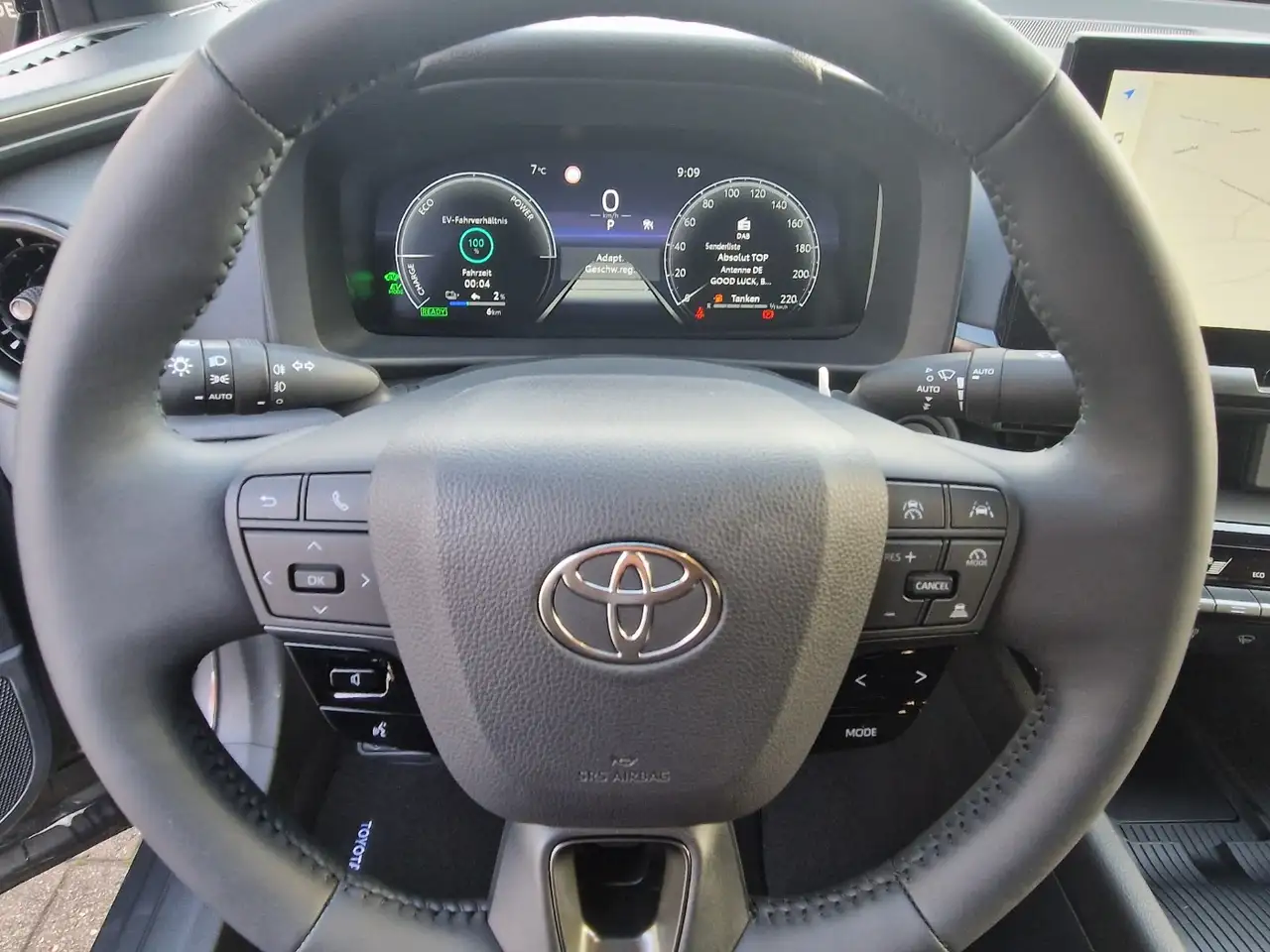 Toyota C-HR 13