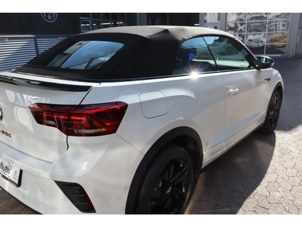 Volkswagen T-Roc 4