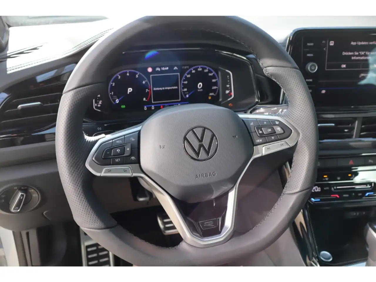 Volkswagen T-Roc 12