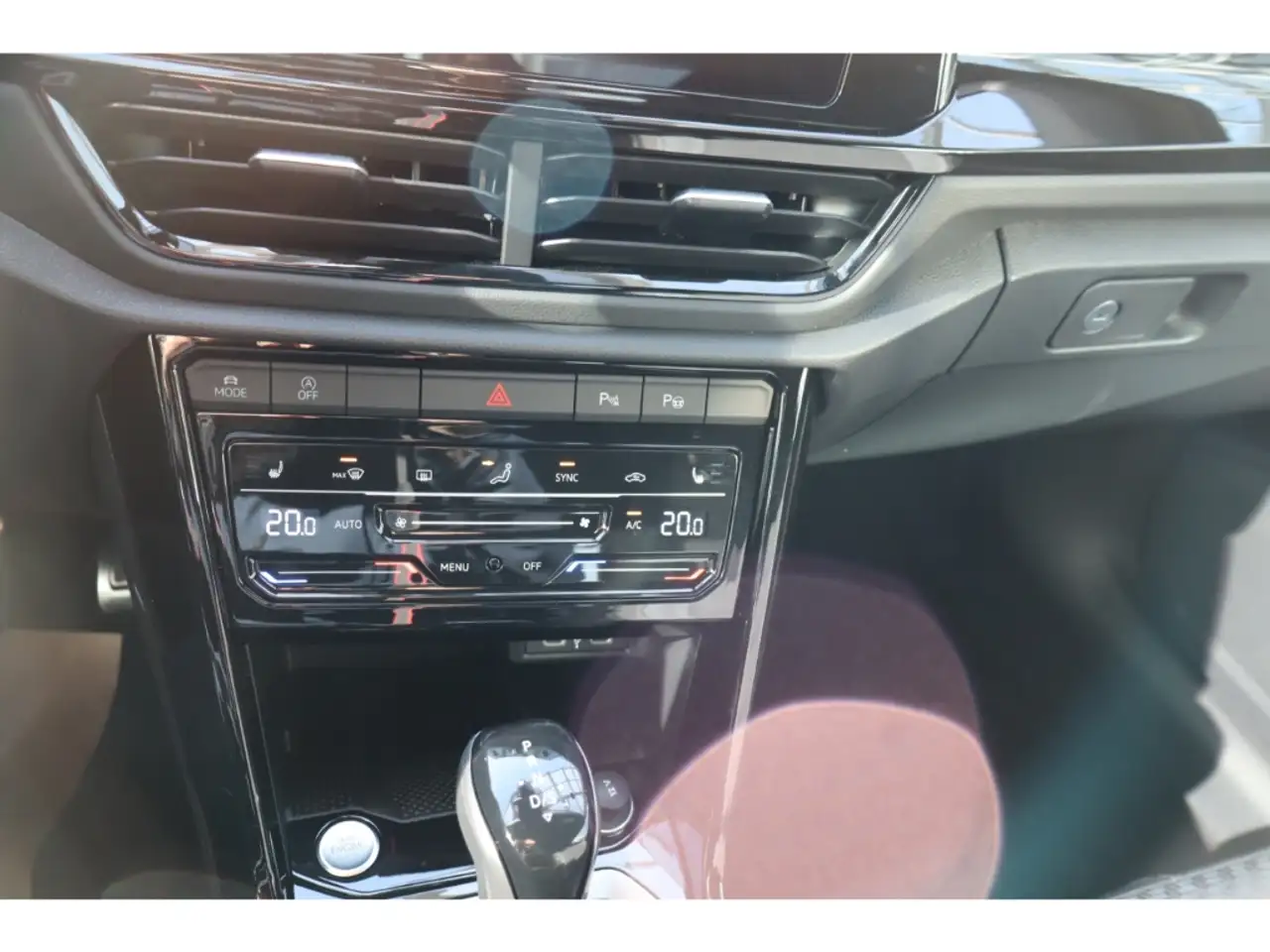 Volkswagen T-Roc 13