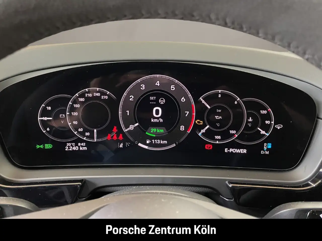 Porsche Cayenne 16
