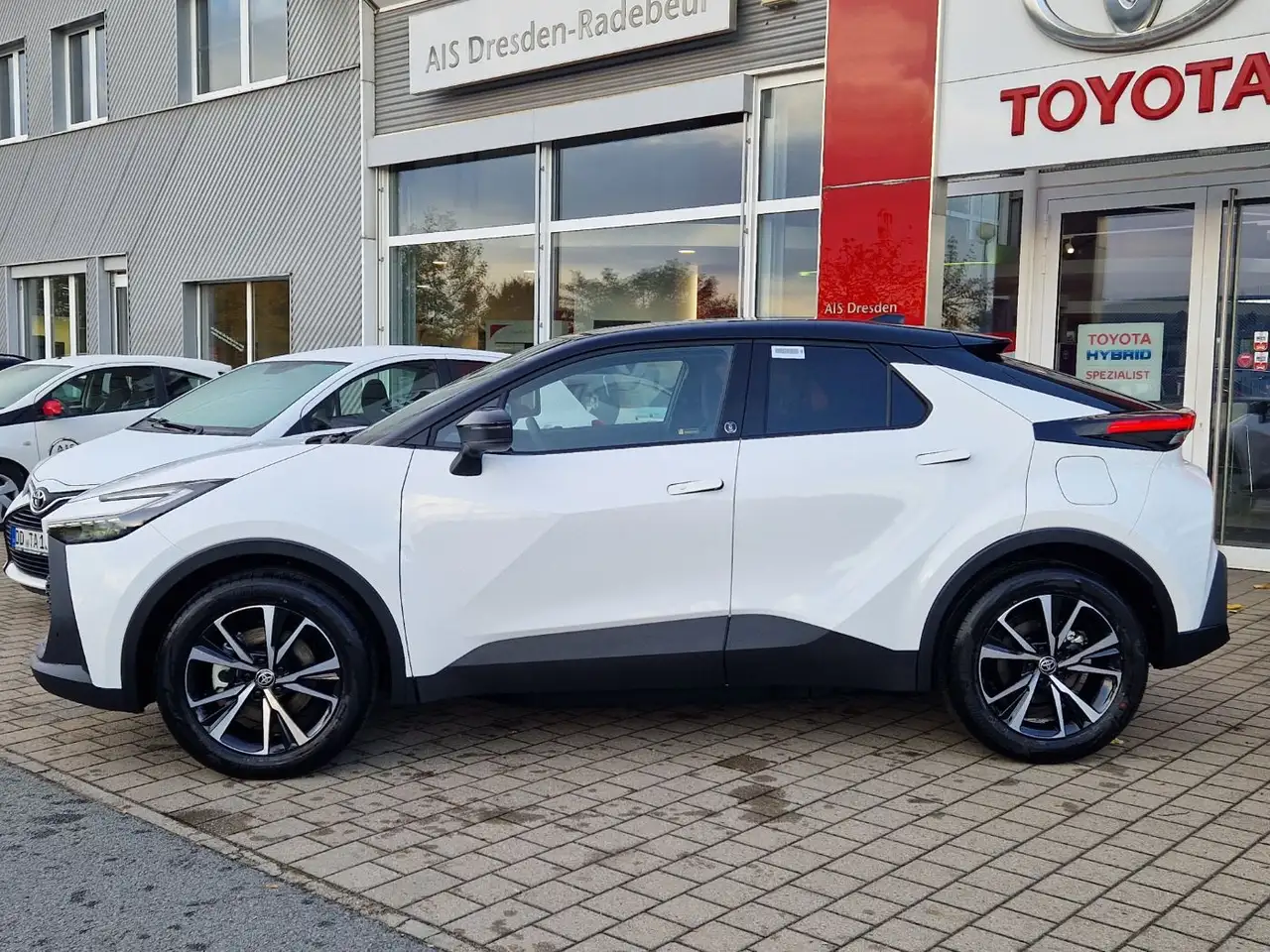 Toyota C-HR 5