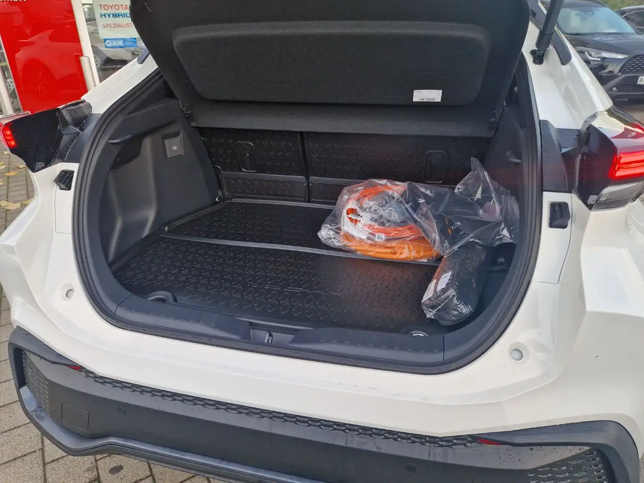 Toyota C-HR 7