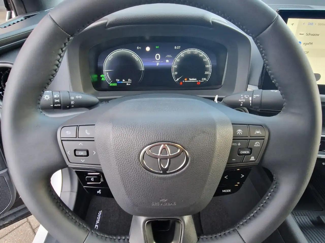 Toyota C-HR 13