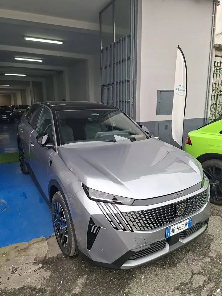 Peugeot 3008 5