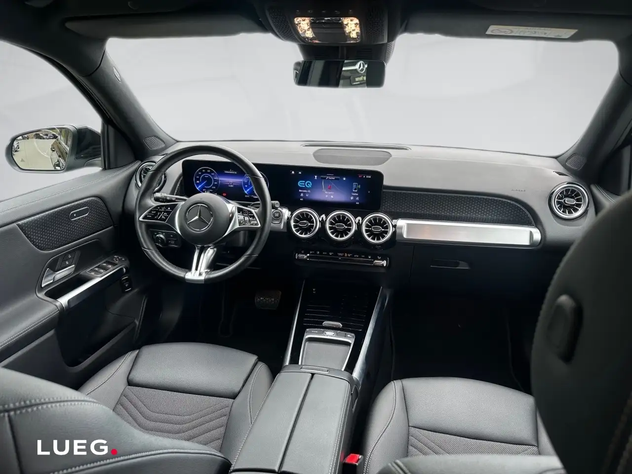 Mercedes-Benz EQB 250 12