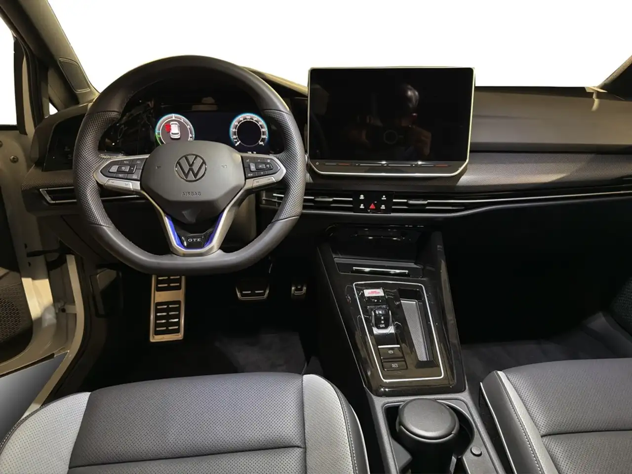 Volkswagen Golf VIII 14