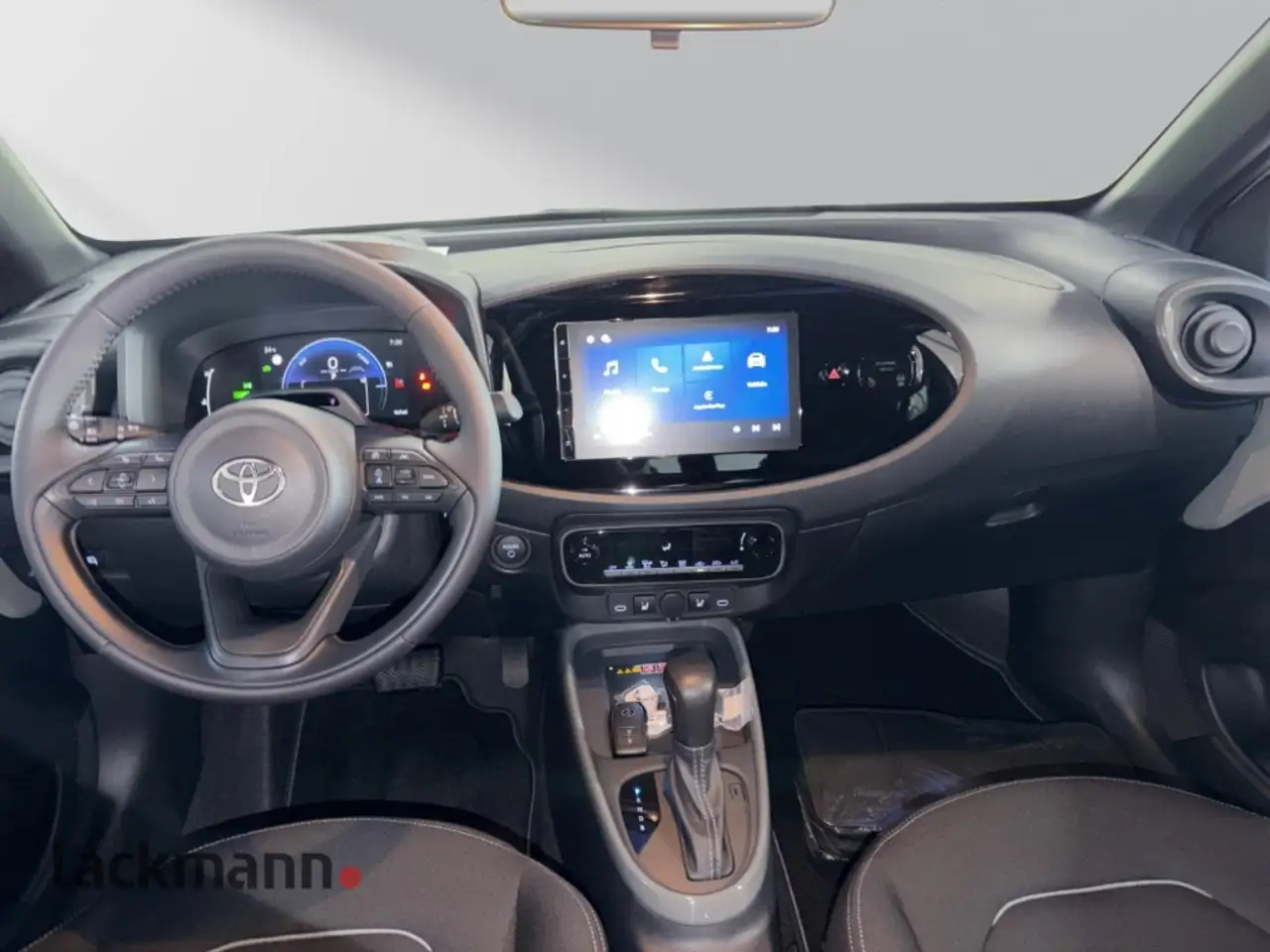 Toyota Aygo X 10