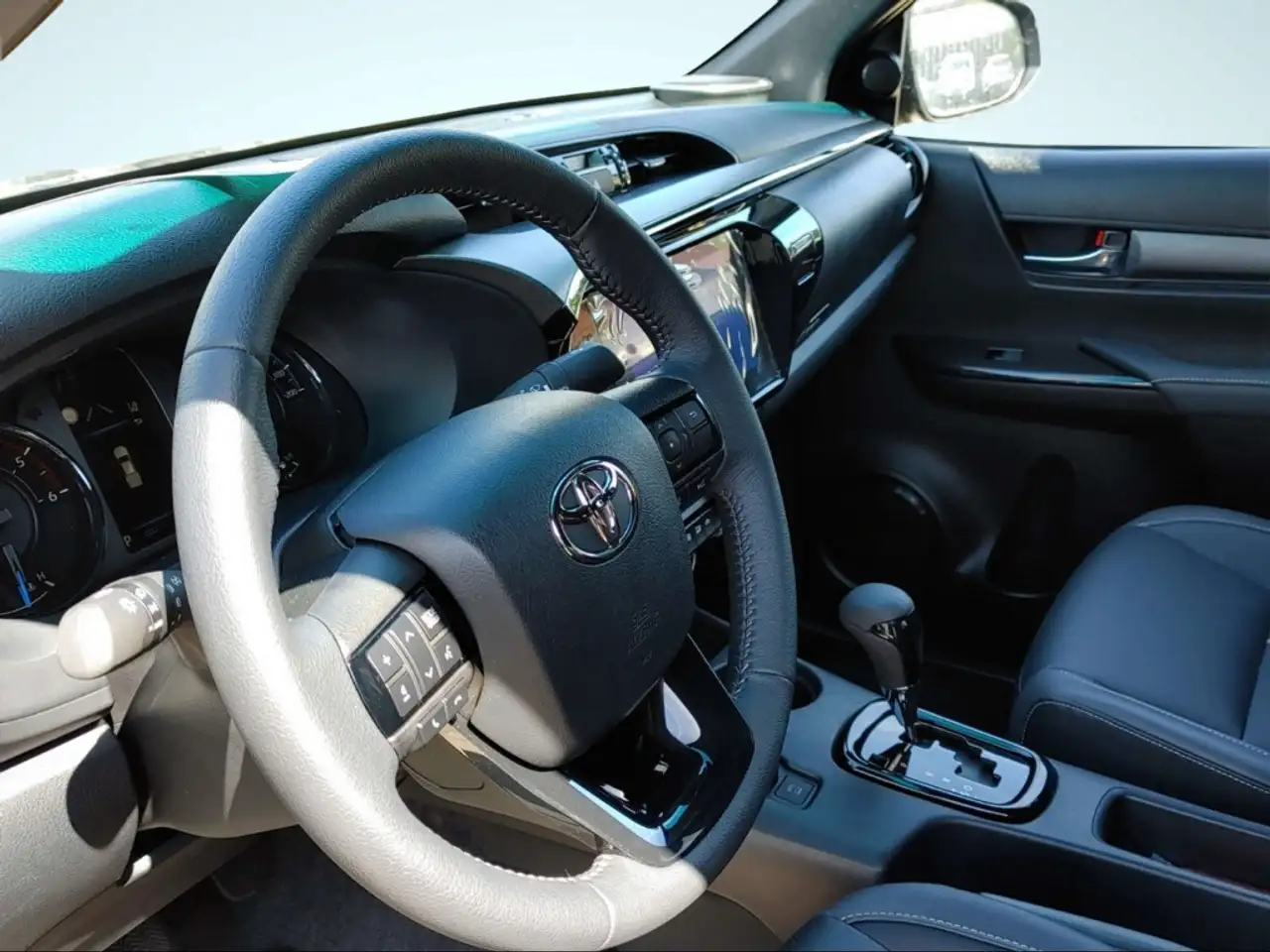 Toyota Hilux 4