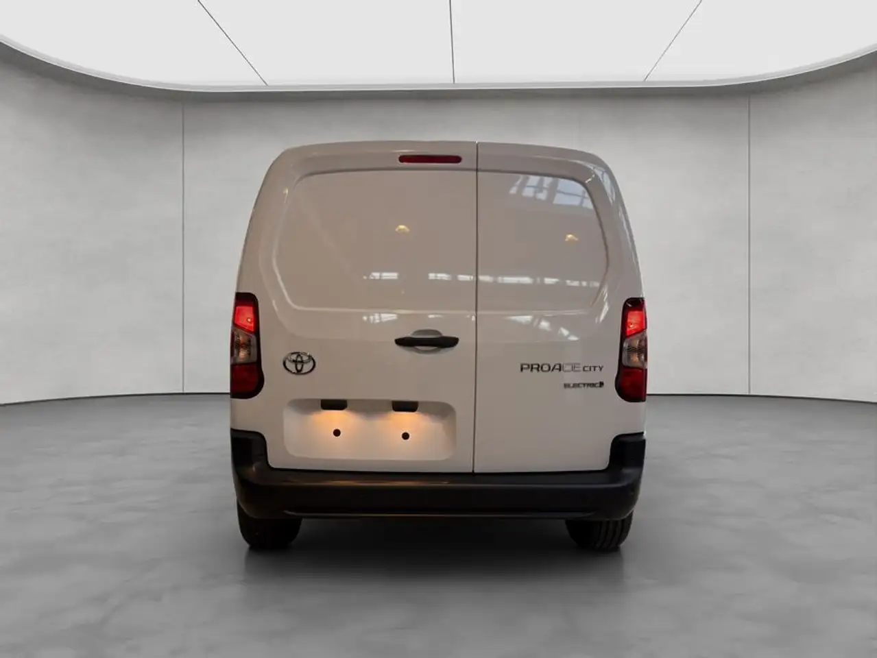 Toyota Proace 5