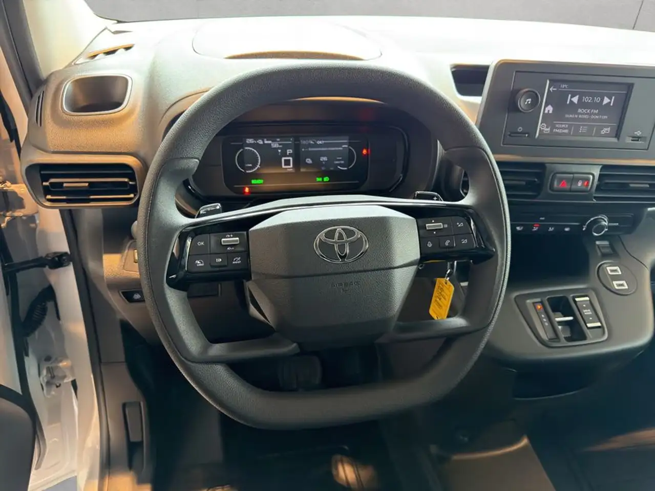 Toyota Proace 12