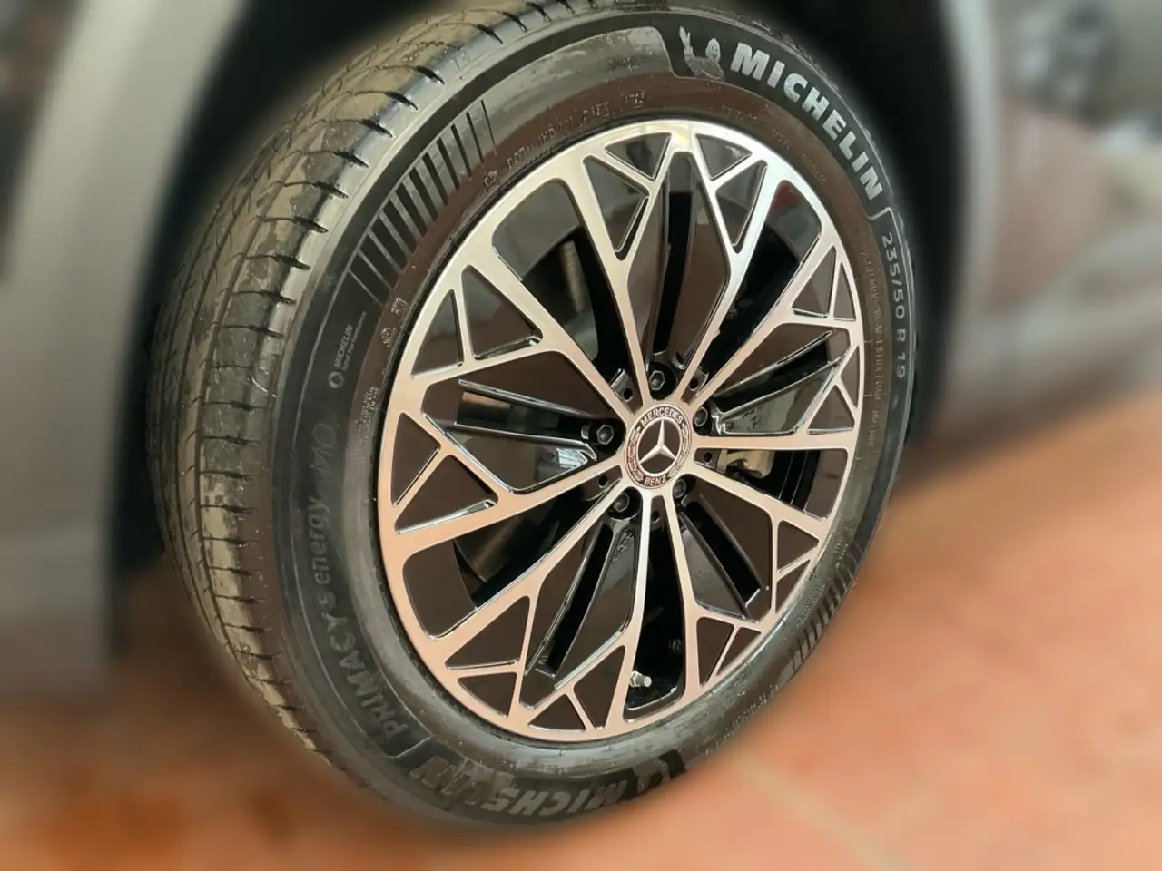 Mercedes-Benz GLB 250 3