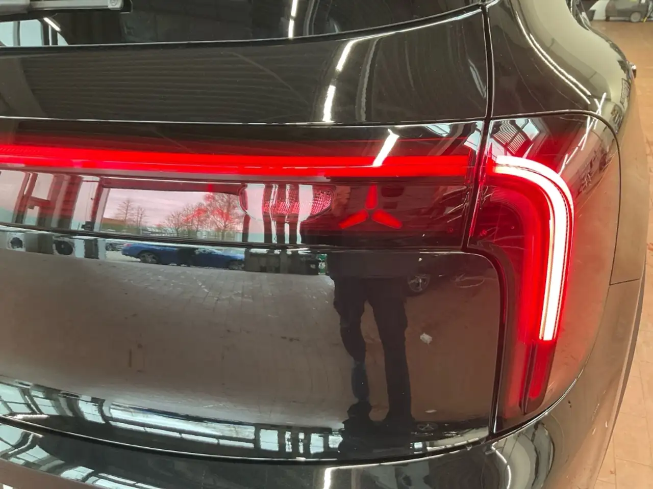 Mercedes-Benz GLB 250 10