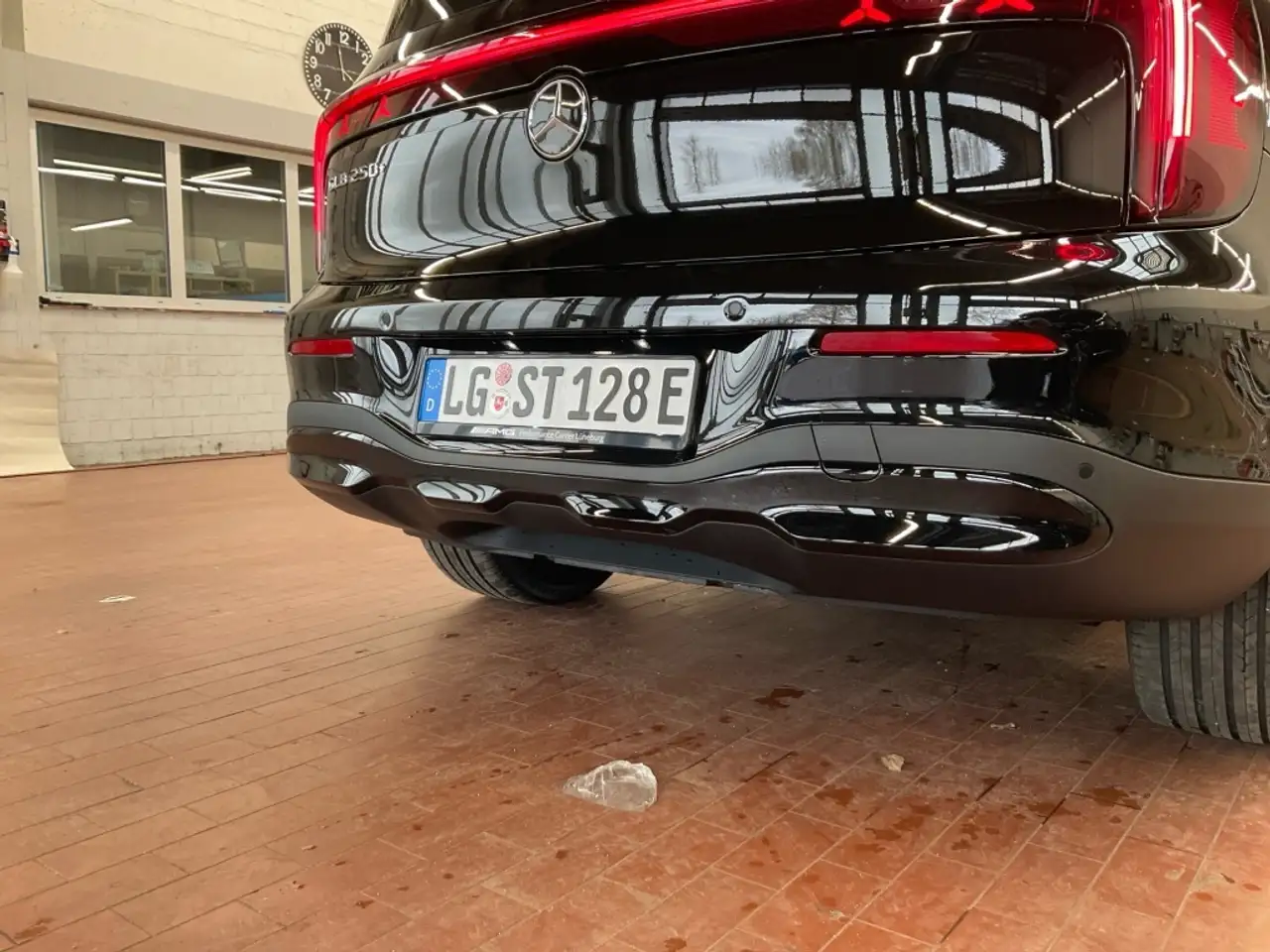 Mercedes-Benz GLB 250 11
