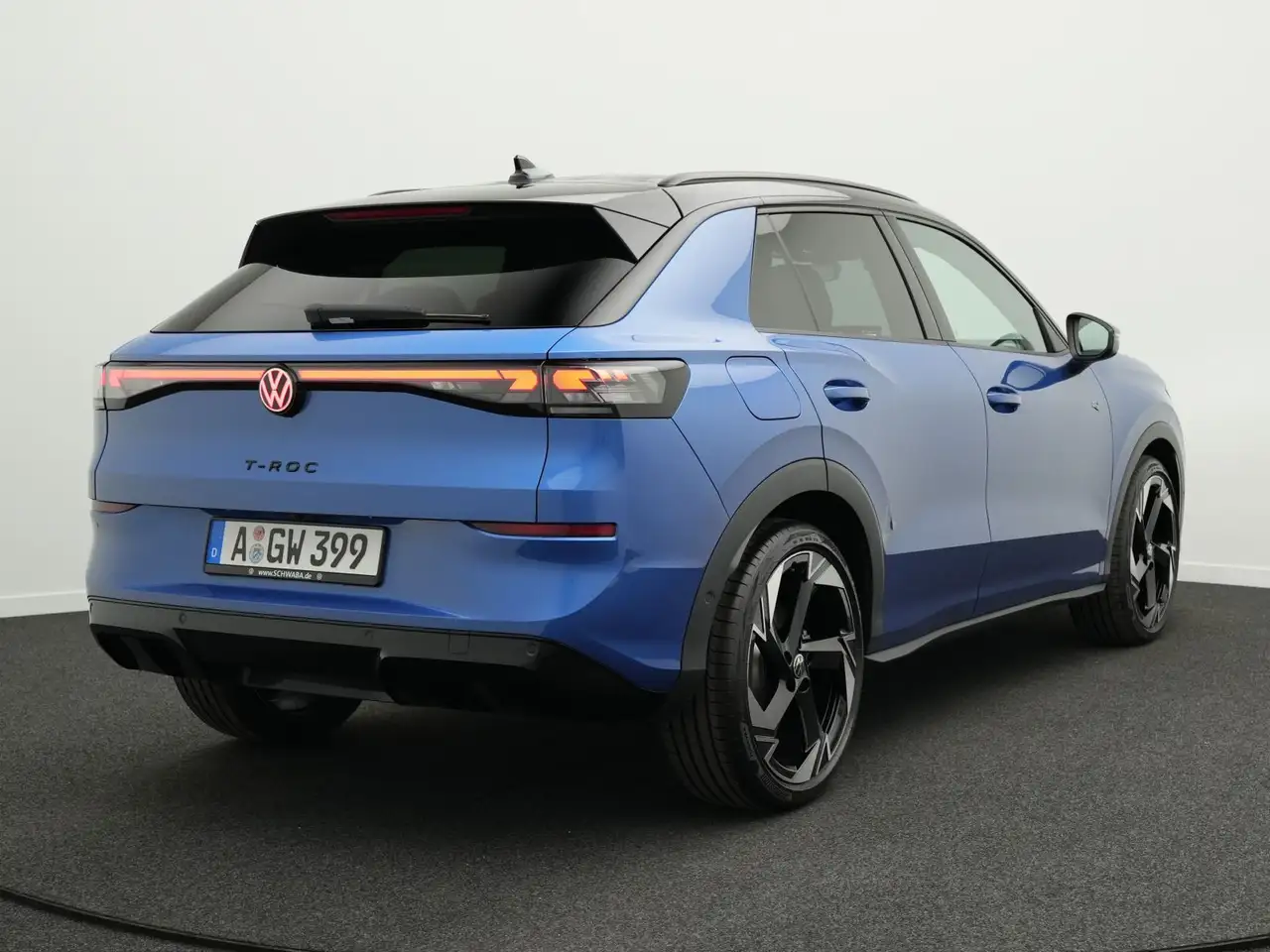 Volkswagen T-Roc 3