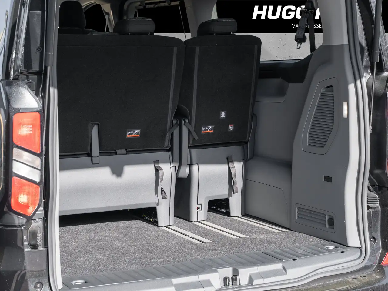 Ford Tourneo 10