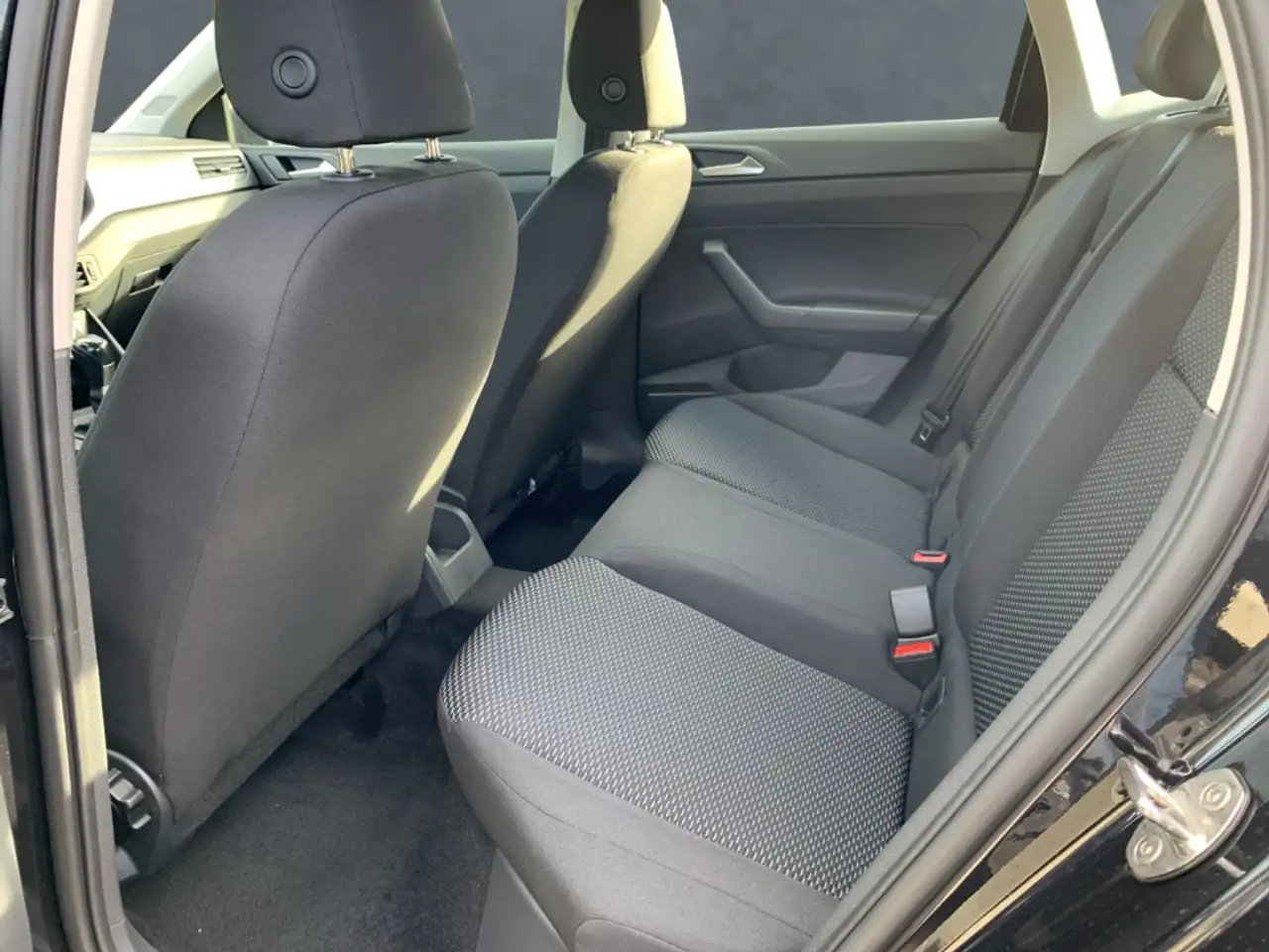 Volkswagen Polo VI 6
