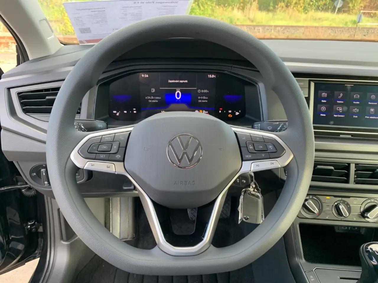 Volkswagen Polo VI 9