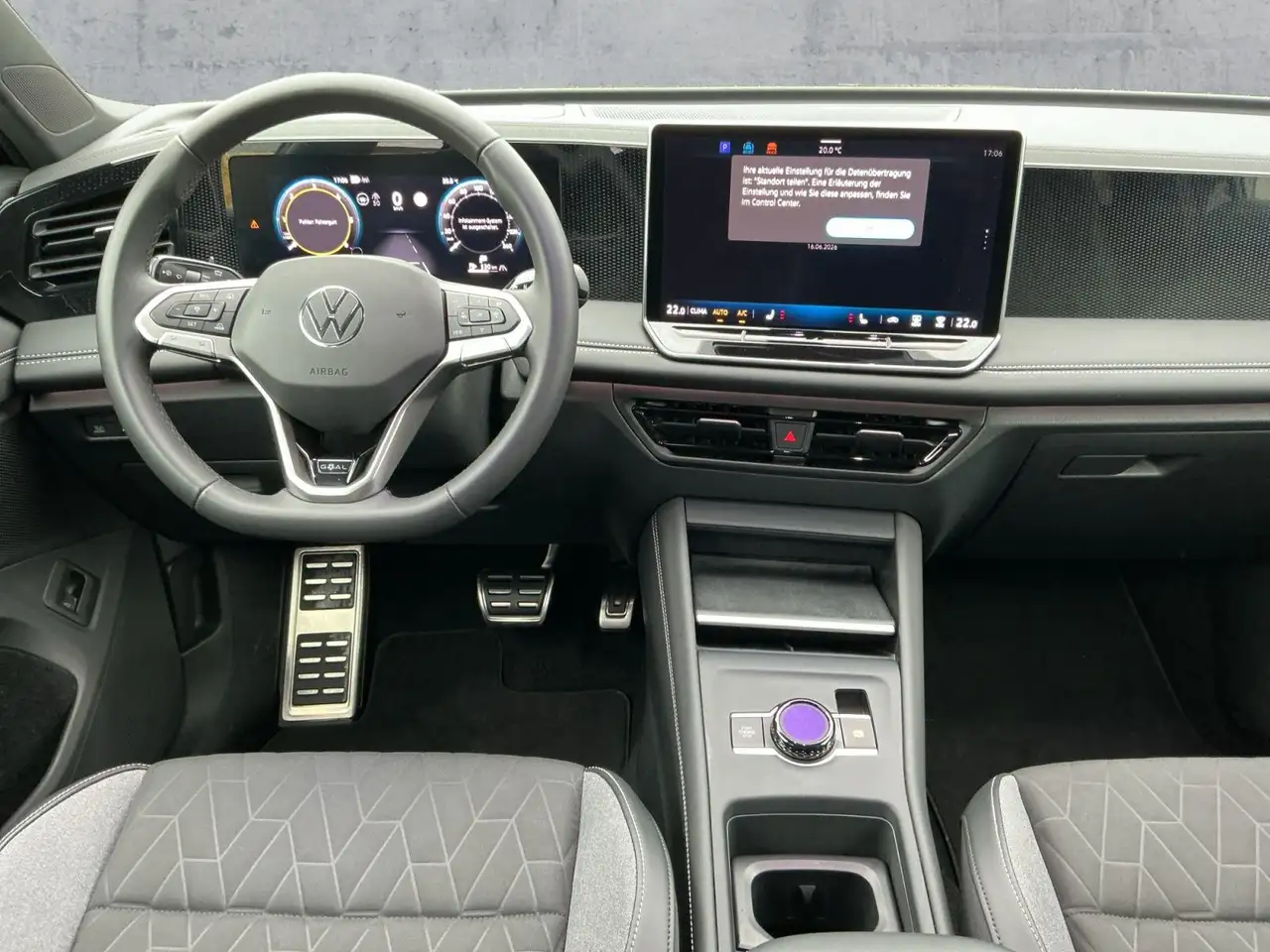 Volkswagen Tiguan 9