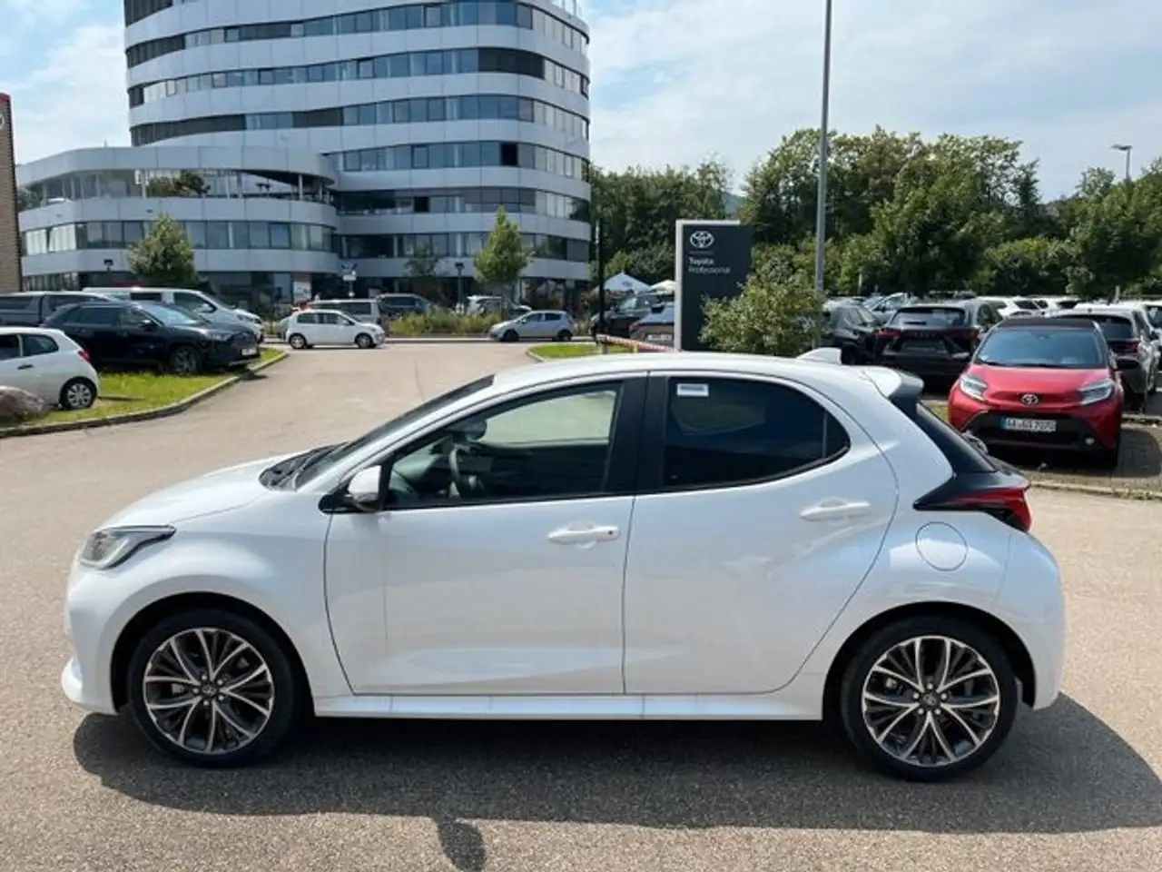 Toyota Yaris 6