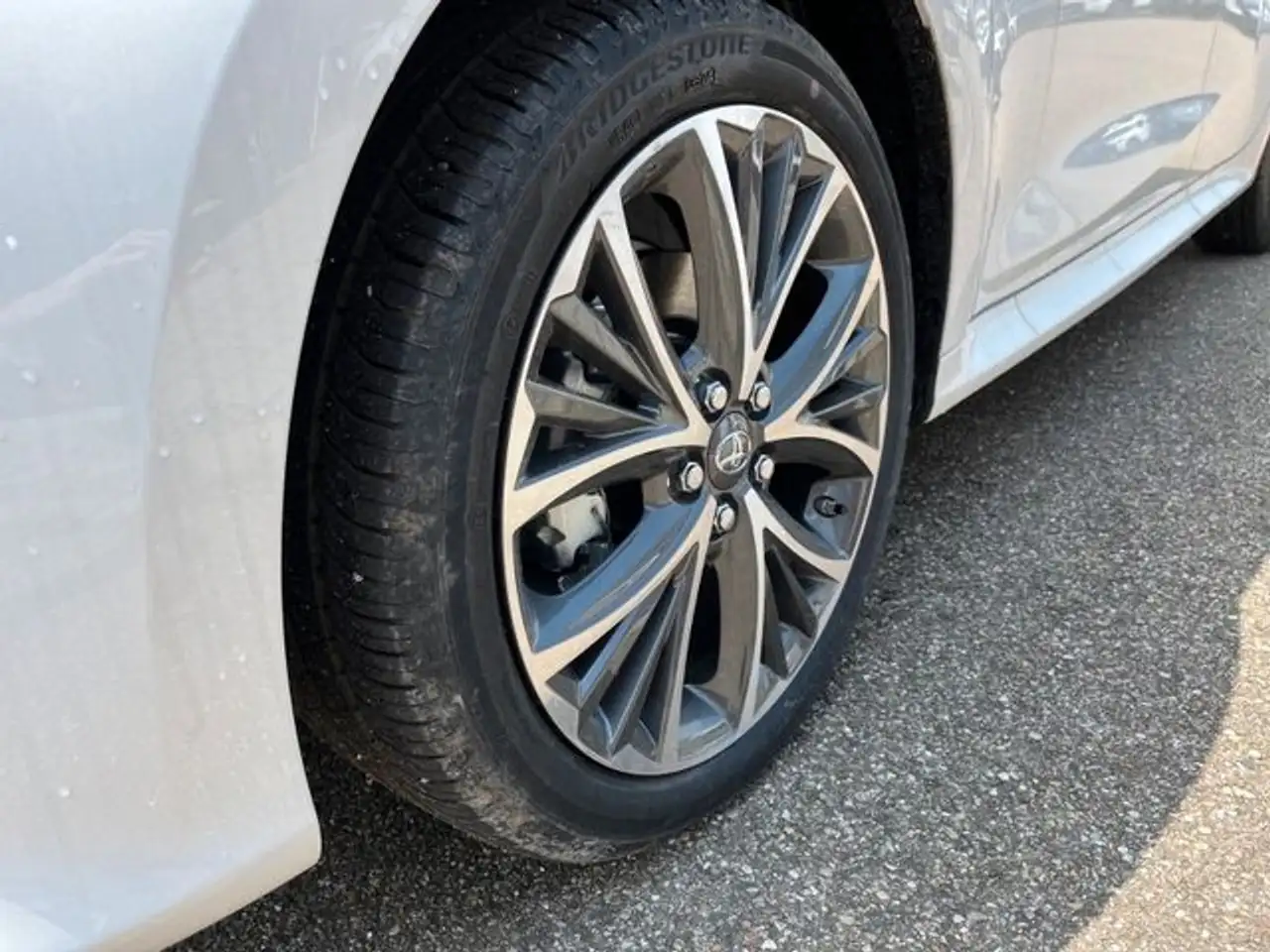 Toyota Yaris 8