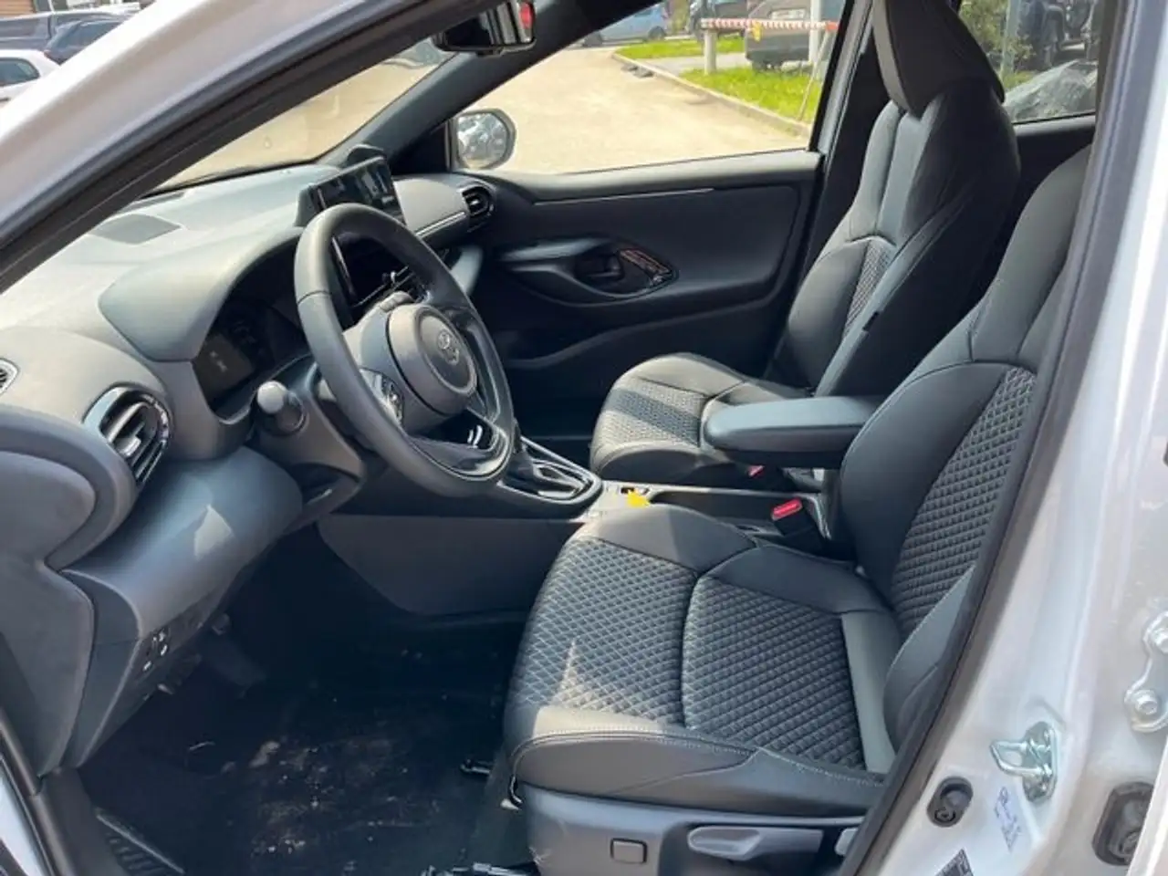 Toyota Yaris 12