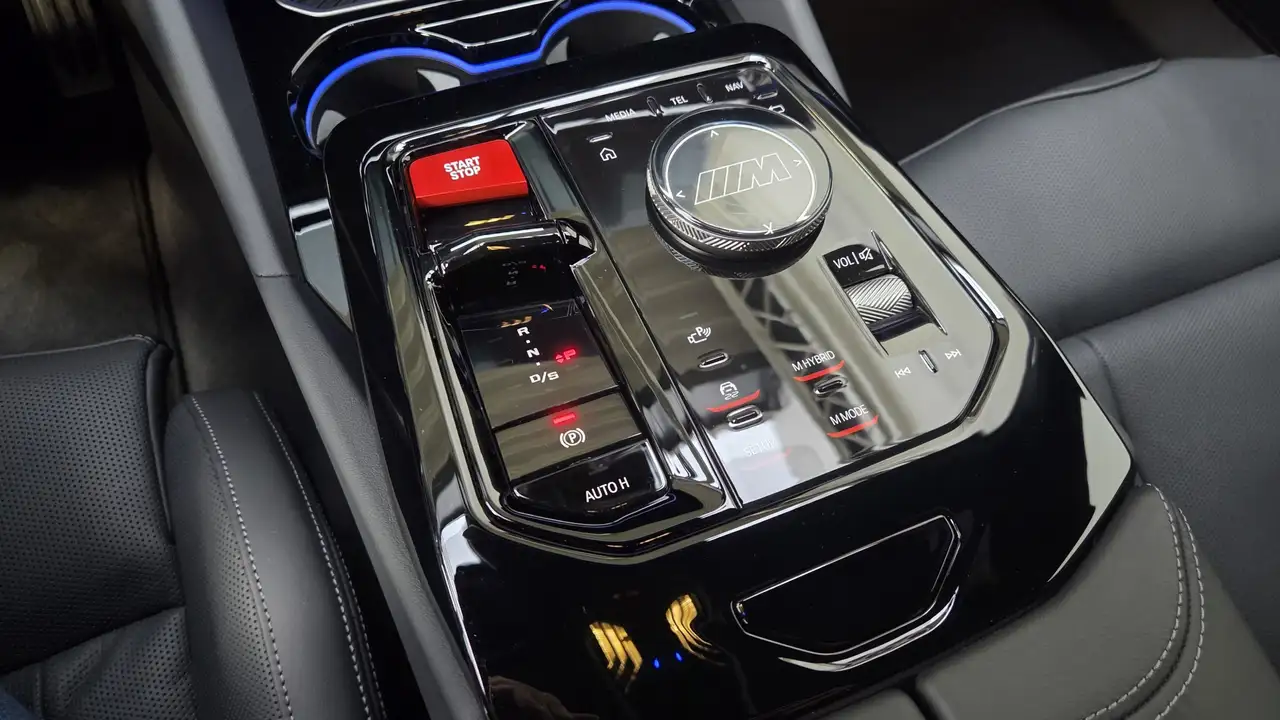 BMW M5 16