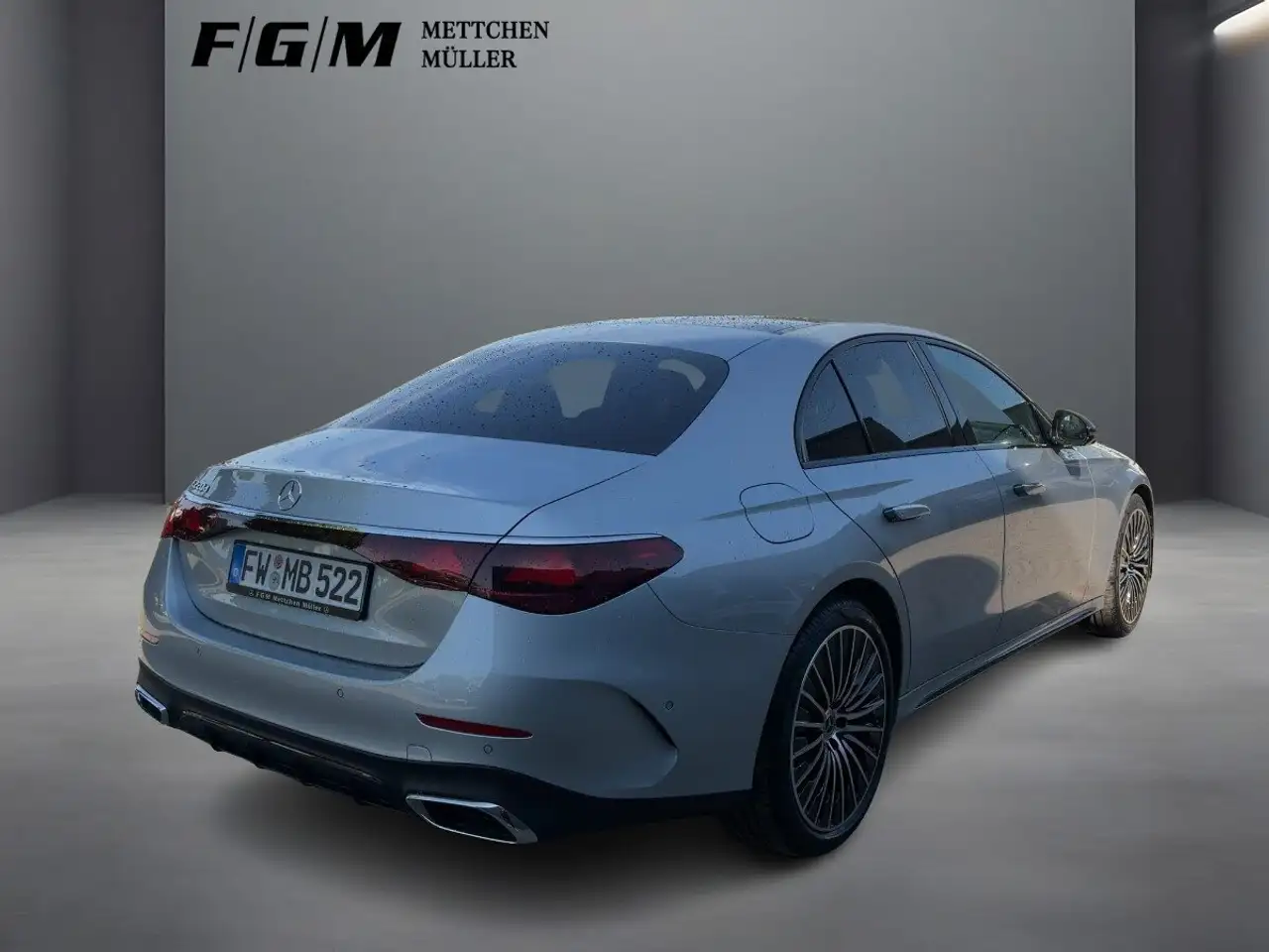 Mercedes-Benz E 220 3