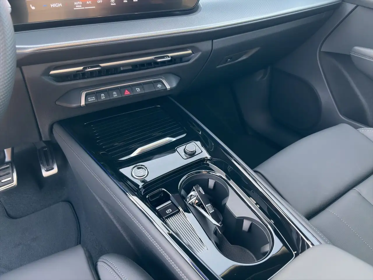 Audi Q3 8