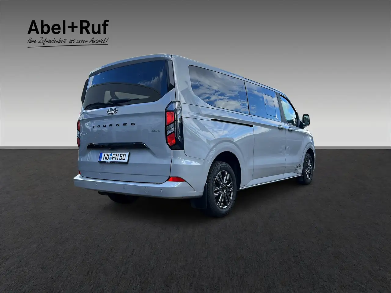 Ford Tourneo 7