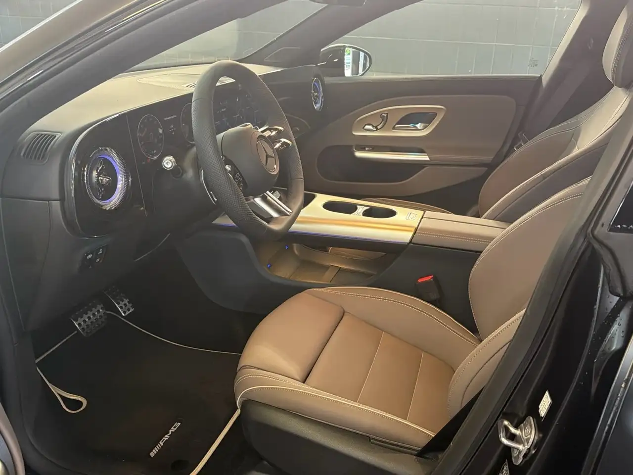 Mercedes-Benz CLA 250 12