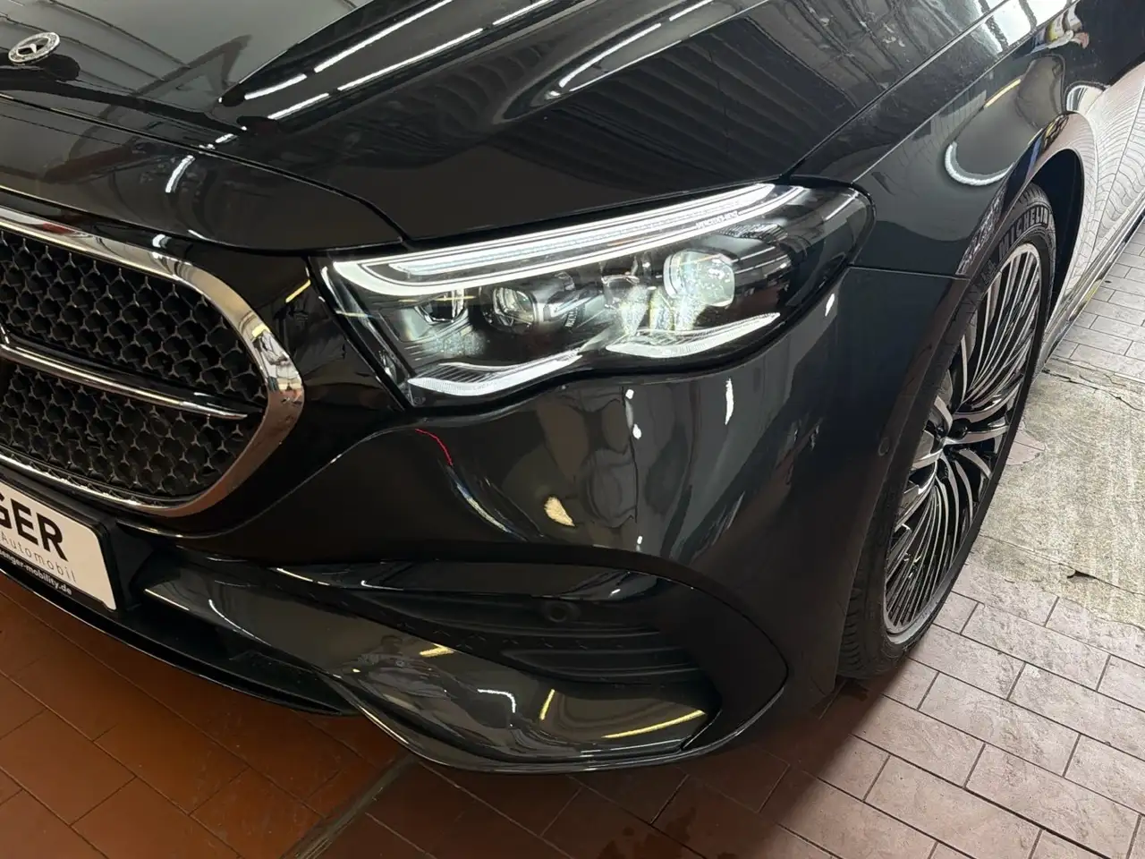 Mercedes-Benz E 220 7