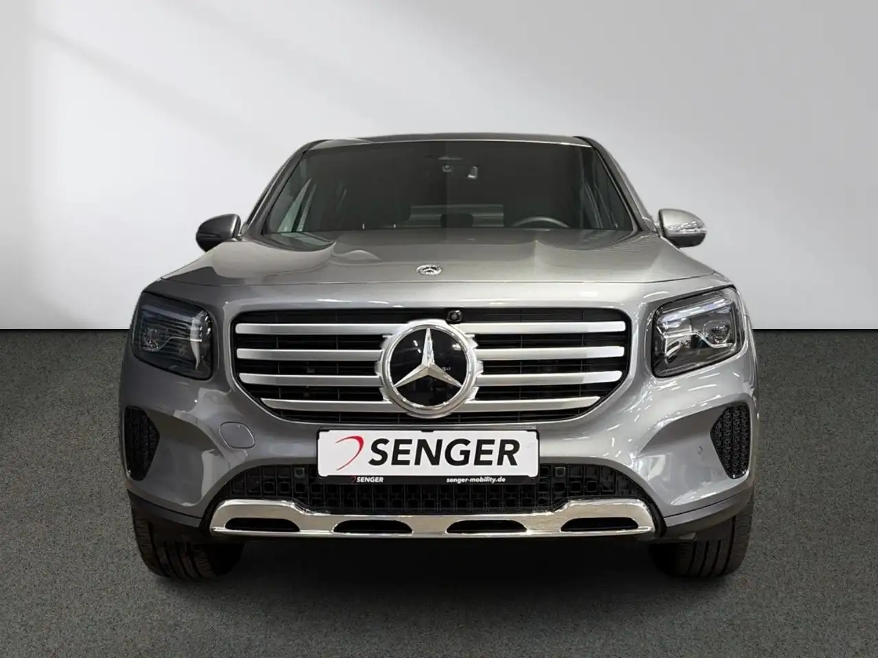 Mercedes-Benz GLB 200 5